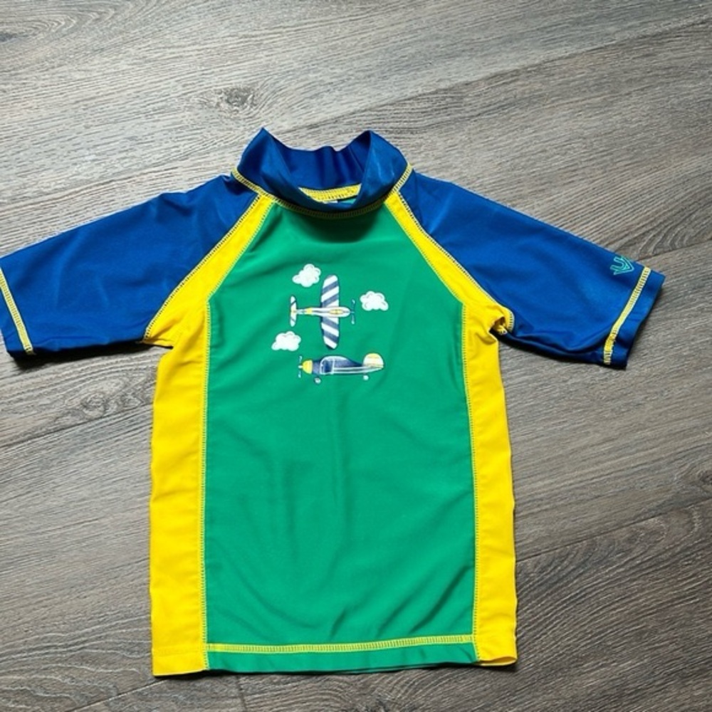 Skinz UV protection swimming top or outdoor sun protection top